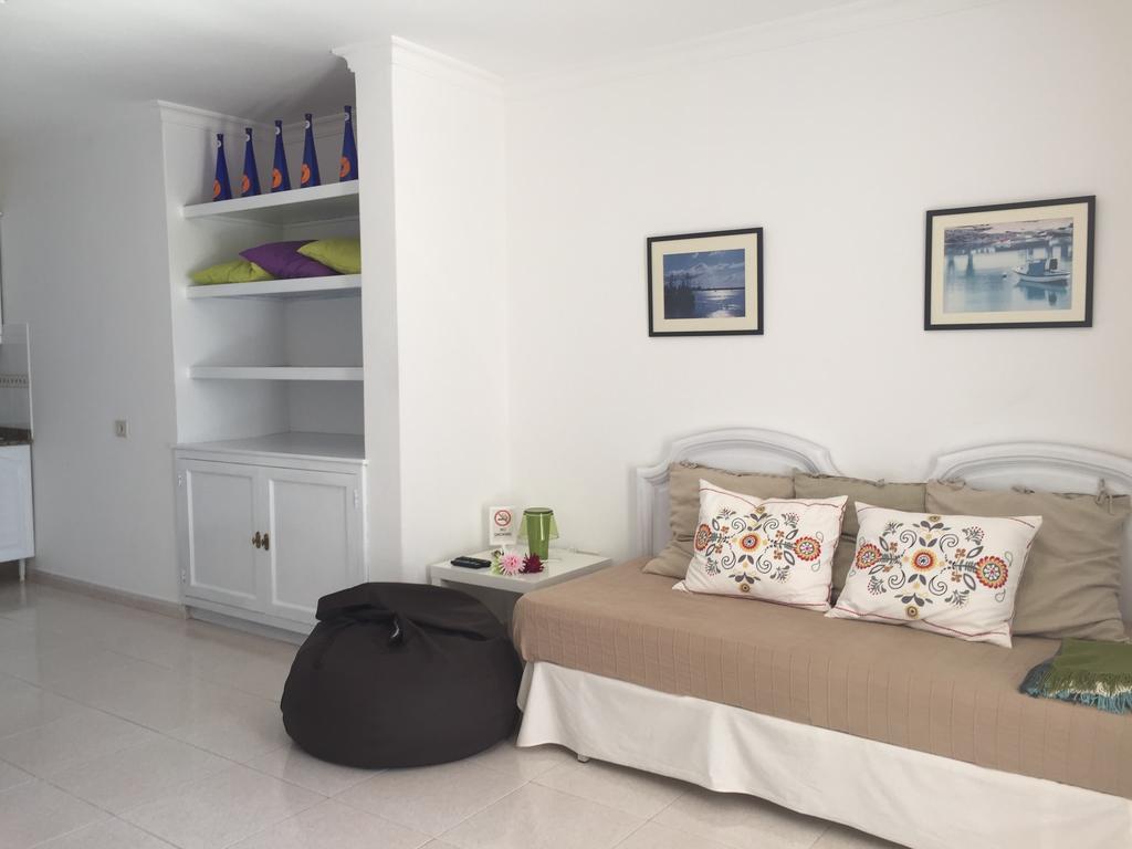 Apartamentos Flamboyant Adults Only ปูแอร์โตเดลคาร์เมน ห้อง รูปภาพ