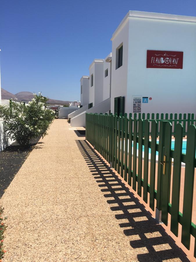 Apartamentos Flamboyant Adults Only ปูแอร์โตเดลคาร์เมน ภายนอก รูปภาพ