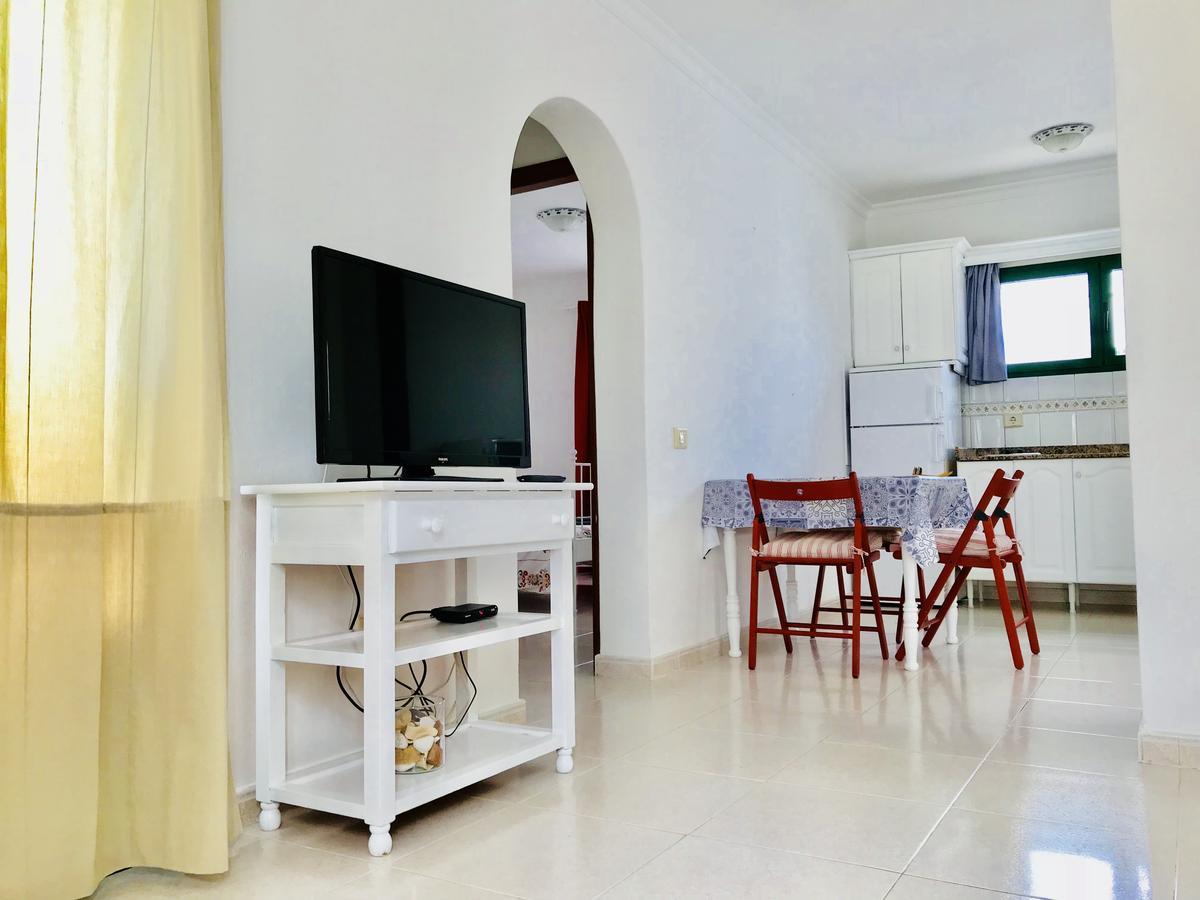 Apartamentos Flamboyant Adults Only ปูแอร์โตเดลคาร์เมน ภายนอก รูปภาพ