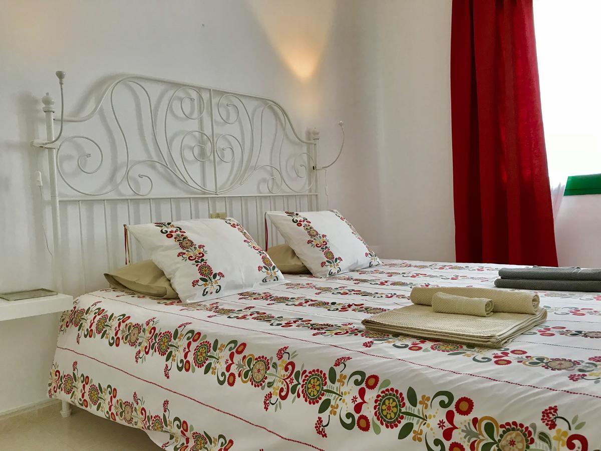 Apartamentos Flamboyant Adults Only ปูแอร์โตเดลคาร์เมน ภายนอก รูปภาพ