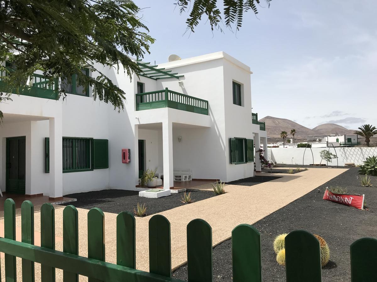 Apartamentos Flamboyant Adults Only ปูแอร์โตเดลคาร์เมน ภายนอก รูปภาพ