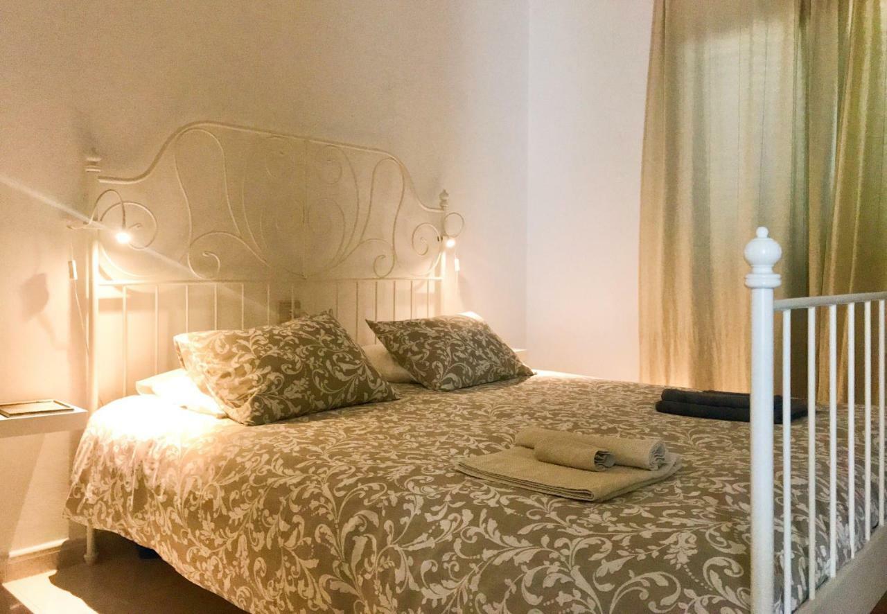Apartamentos Flamboyant Adults Only ปูแอร์โตเดลคาร์เมน ภายนอก รูปภาพ